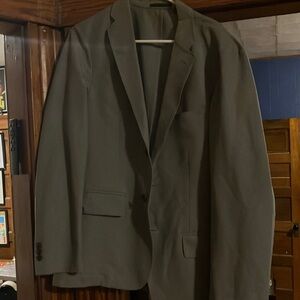 Uniqlo medium gray blazer